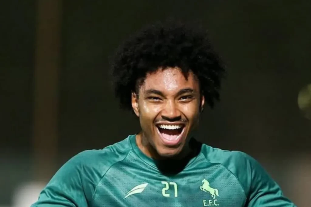 2025 fluminense flamengo al ettifaq atacante vitinho salario contrato